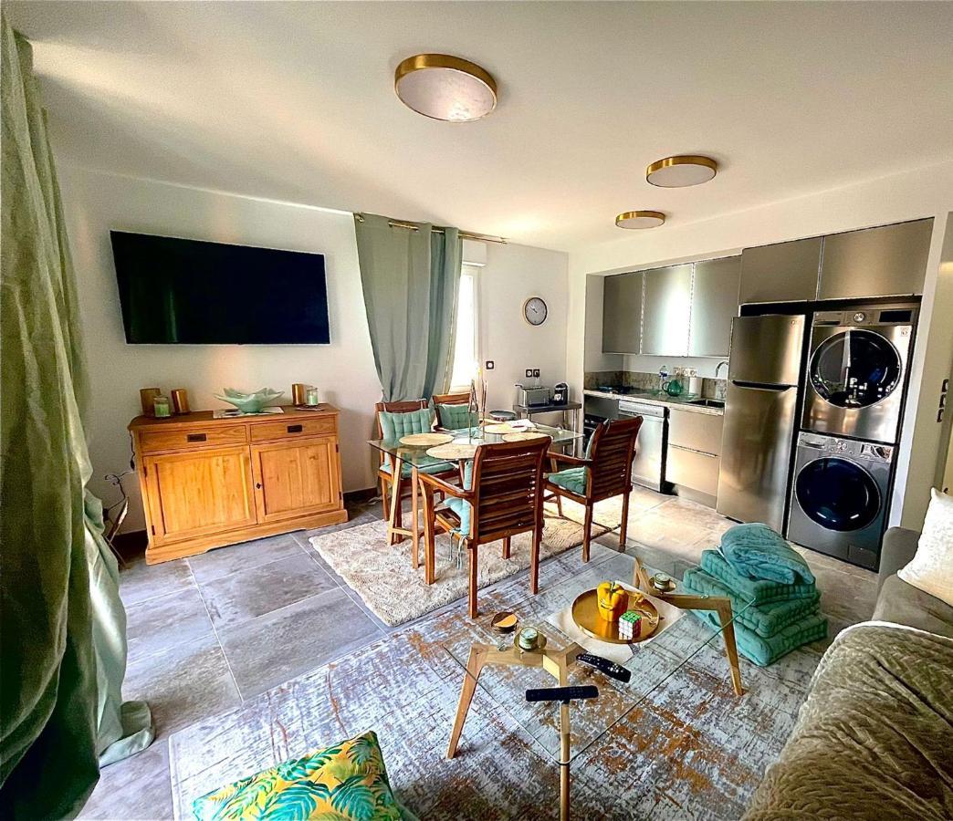 Appartement Carqueiranne Le Port Bagian luar foto